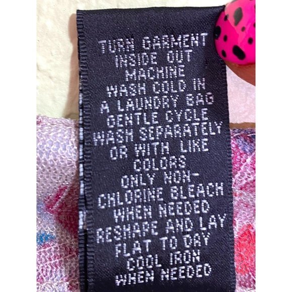 Preswick & Moore Women’s Large V Neck Floral Crochet Lace Layered Ruffle Top - Picture 5 of 5